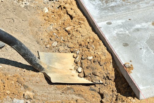 Näkymätön reuna Maakostea betoni: Näkymätön reuna